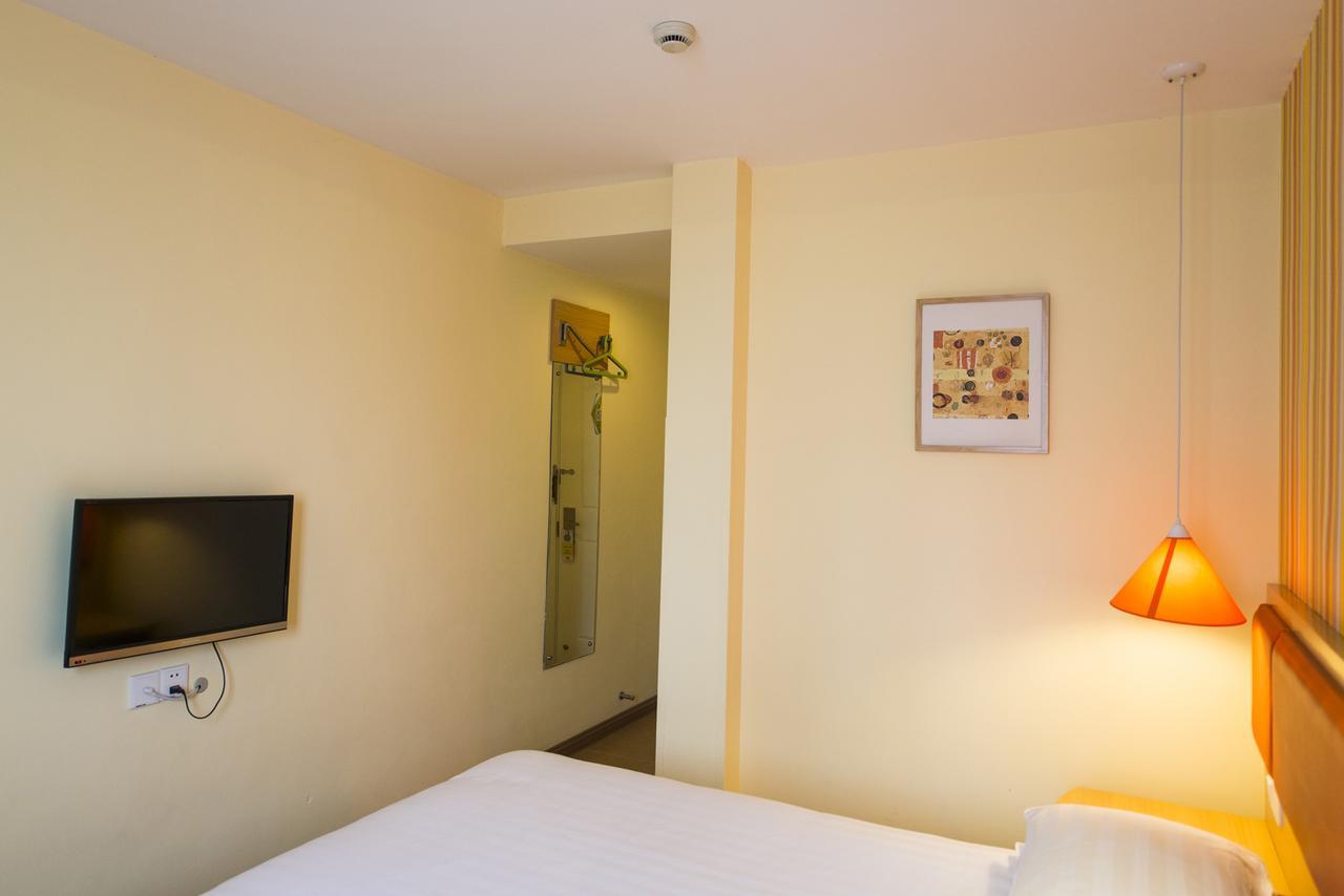 Home Inn Shanghai Hongqiao Airport World Trade Conference And Exhibition Centre Extérieur photo